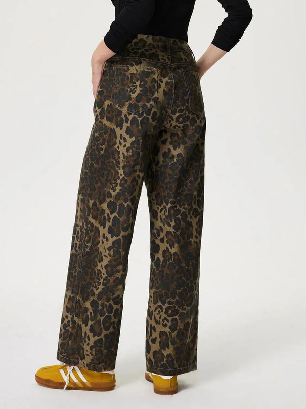 Leopard Straight Jeans with Pockets - ShopEasier