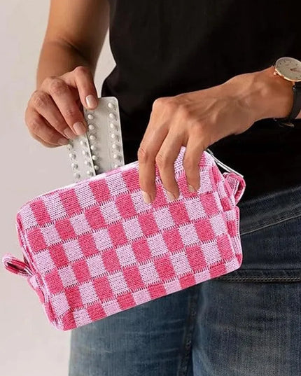 Chic Knitted Checkered Makeup Organizer Pouch