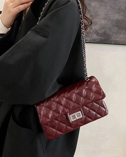 Rhombus Twist-Lock Shoulder Bag