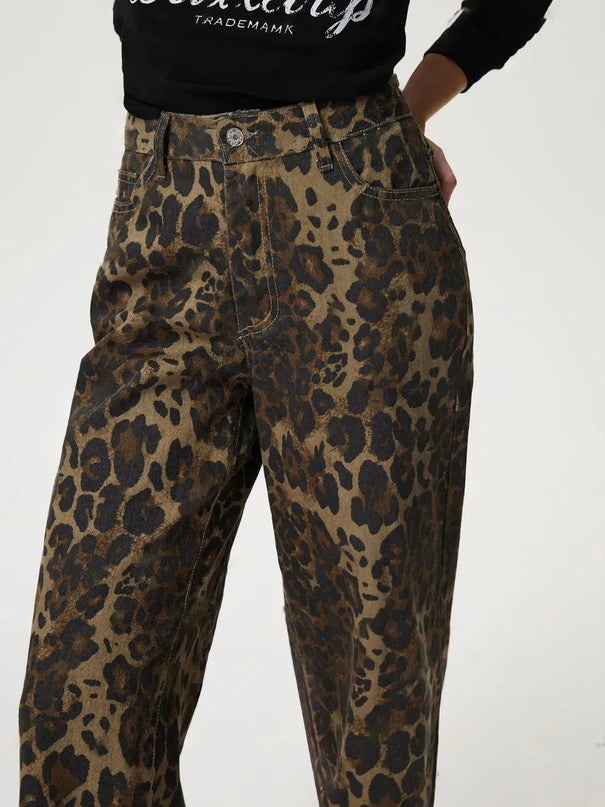 Leopard Straight Jeans with Pockets - ShopEasier