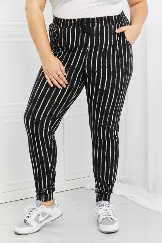 Cozy Striped Joggers with Pockets and Drawstring