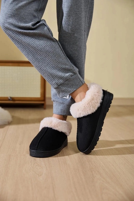 Cozy Faux Fur Platform Slippers with Round Toe