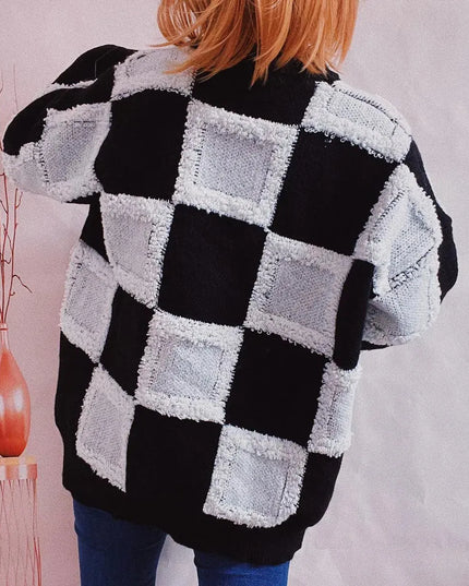 Checkered Round Neck Long Sleeve Sweater - ShopEasier