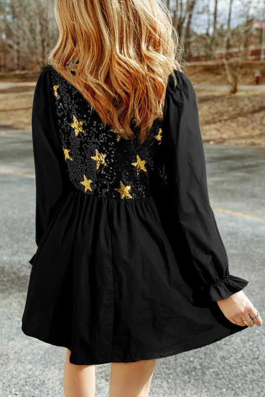 Vestido mini con escote redondo y mangas con volantes y estrellas de lentejuelas