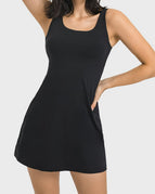 Black / 4