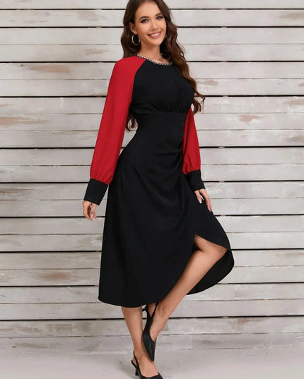 Ruched Contrast Long Sleeve Midi Dress