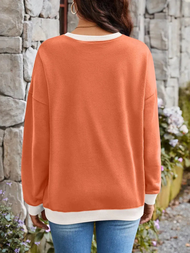 Contrast Lovelet Round Neck Long Sleeve Pullover