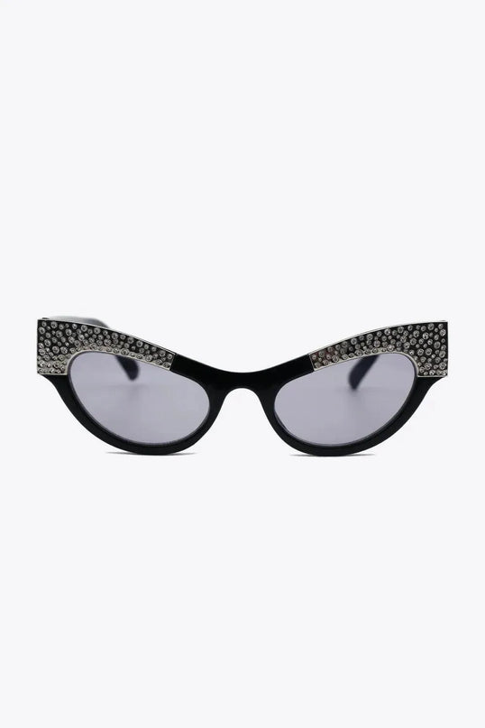 Glamorous Cat-Eye Sunglasses with UV400 Protection and Rhinestone Accents