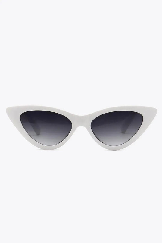 Chain Detail Cat-Eye Sunglasses - ShopEasier