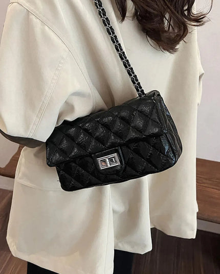 Rhombus Twist-Lock Shoulder Bag