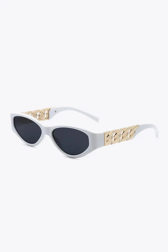 Chain Detail Cat Eye Sunglasses with UV400 Protection