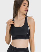 Black / 4