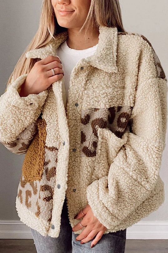 Leopard Print Sherpa Jacket with Collared Neck and Pockets