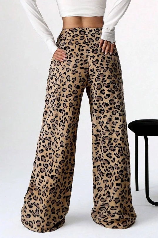 Pantalones anchos con estampado de leopardo