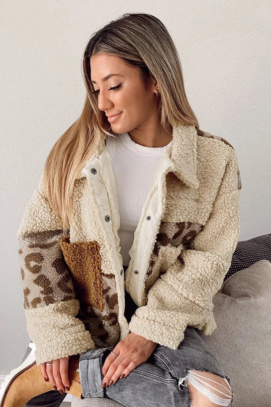 Leopard Print Sherpa Jacket with Collared Neck and Pockets