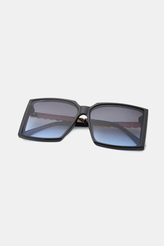 Polycarbonate Frame Square Sunglasses - ShopEasier