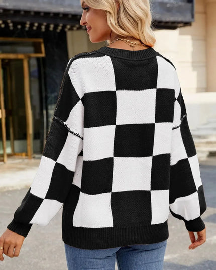 Checkered Round Neck Long Sleeve Sweater - ShopEasier