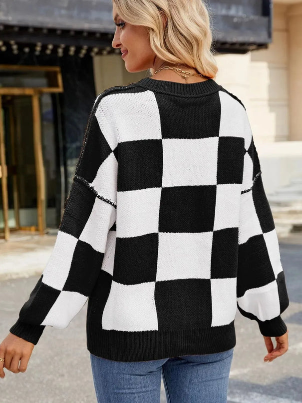 Checkered Round Neck Long Sleeve Sweater - ShopEasier