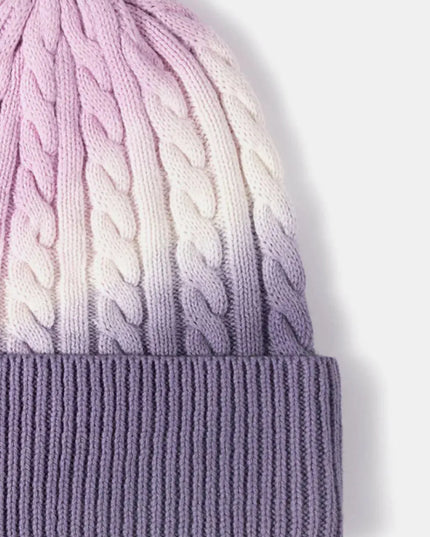 Gorro de punto trenzado con puños y efecto tie-dye en contraste