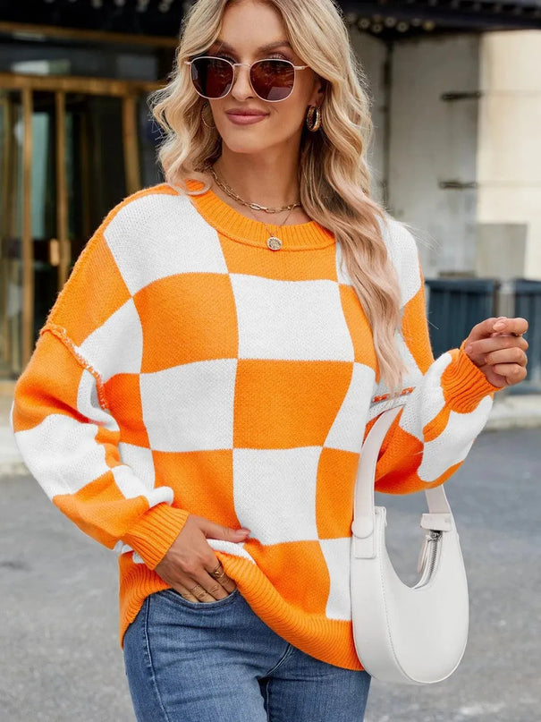 Checkered Round Neck Long Sleeve Sweater - ShopEasier