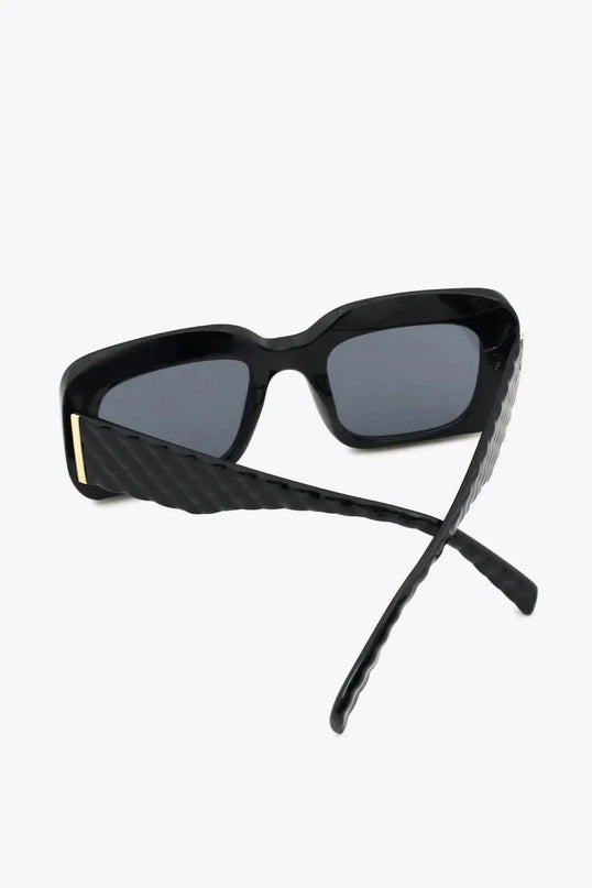 Elegantes gafas de sol cuadradas de policarbonato con protección UV400 y estuche