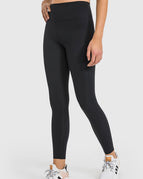 Black / 4