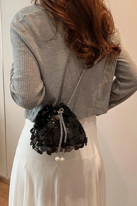 Bolso bandolera con lentejuelas y cordón