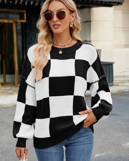 Checkered Round Neck Long Sleeve Sweater - ShopEasier