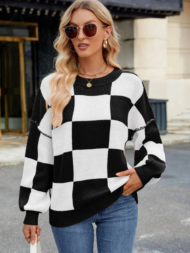 Checkered Round Neck Long Sleeve Sweater - ShopEasier