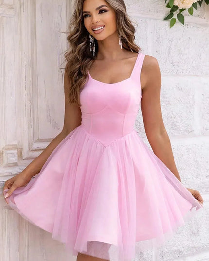 Vestido de malla con tirantes anchos