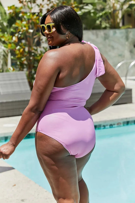 Traje de baño de un hombro Marina West Swim Vacay Mode en color rosa clavel