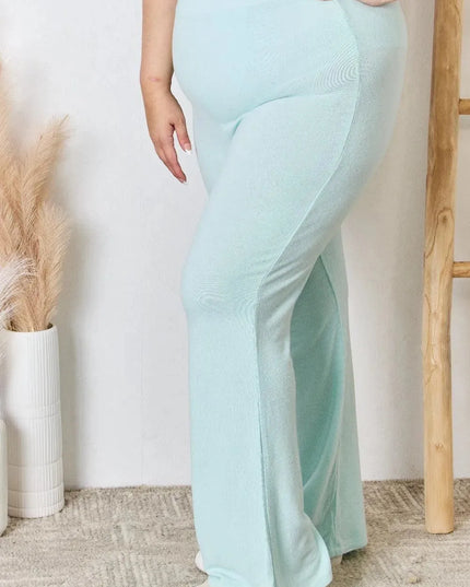 Pantalones acampanados de cintura alta ultra suaves para una elegancia sin esfuerzo