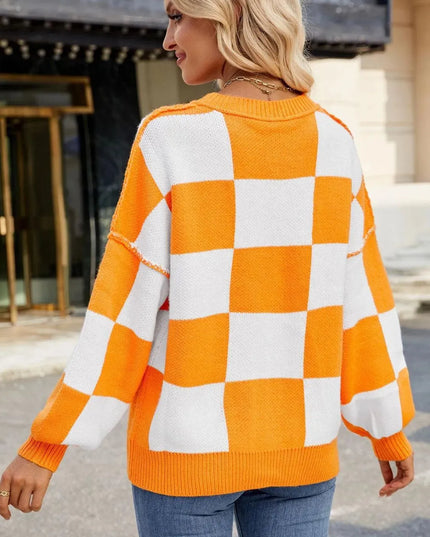 Checkered Round Neck Long Sleeve Sweater - ShopEasier