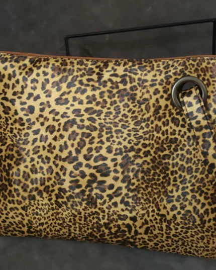 Cartera de piel sintética con diseño de leopardo