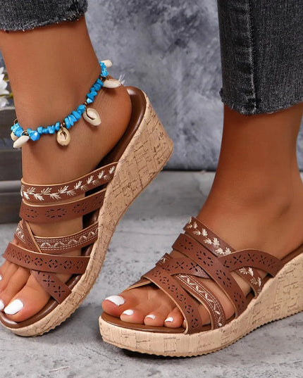 Chic Crisscross Mid Heel Wedge Sandals in PU Leather