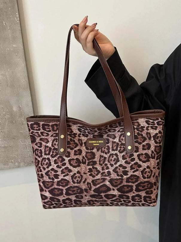 Bolsa de poliéster con estampado de leopardo