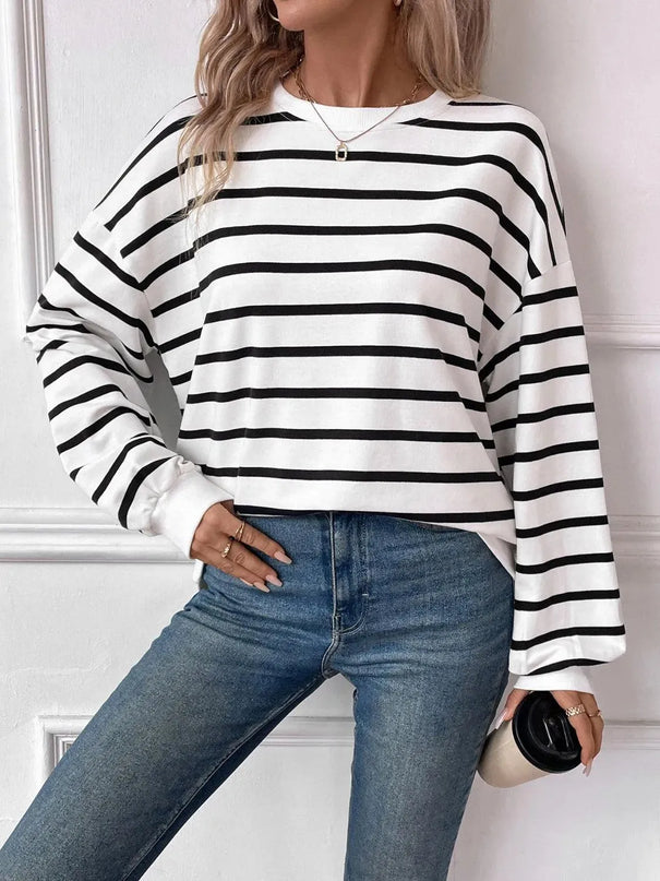 Chic Striped Round Neck Long Sleeve Sweatshirt