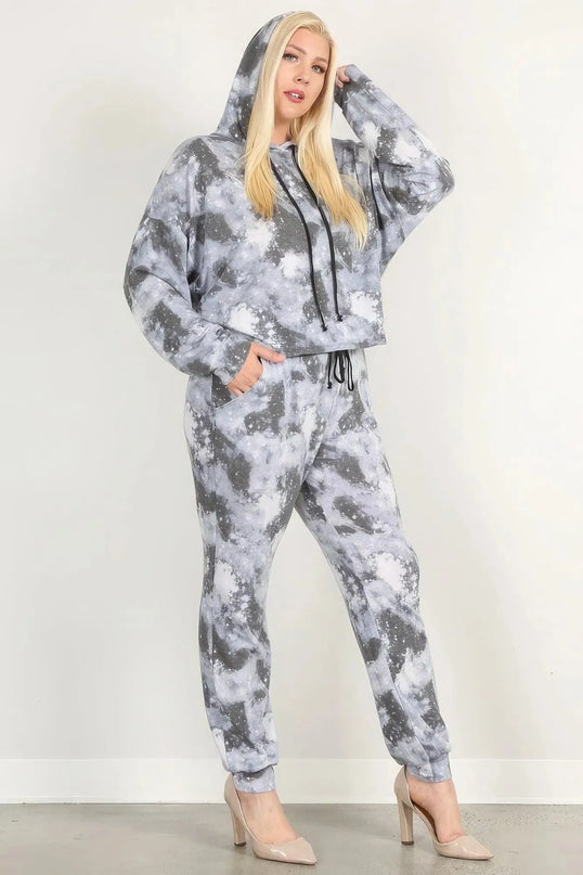 Sudadera con capucha y pantalones deportivos con estampado tie-dye