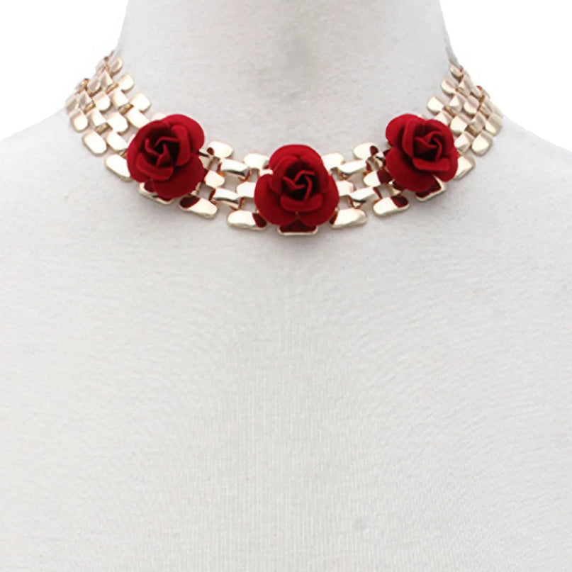 Sodajo Flower Metal Necklace - ShopEasier