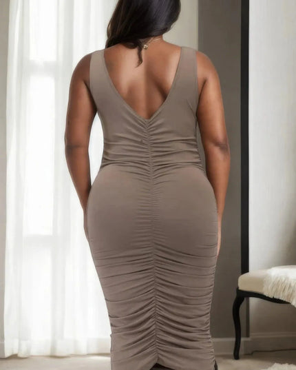 Plus Size Square Neck Ruched Bodycon Midi Dress