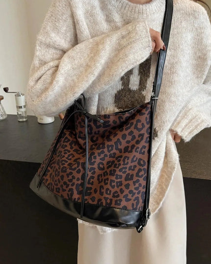 Leopard Print Versatile Crossbody Handbag