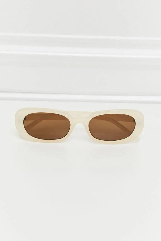 Oval Full Rim Sunglasses - ShopEasier