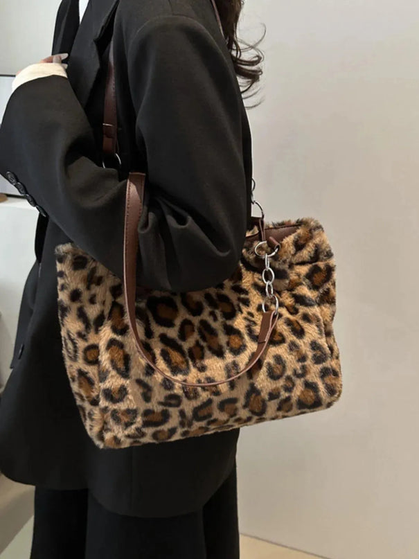 Bolso de hombro de piel sintética con estampado de leopardo