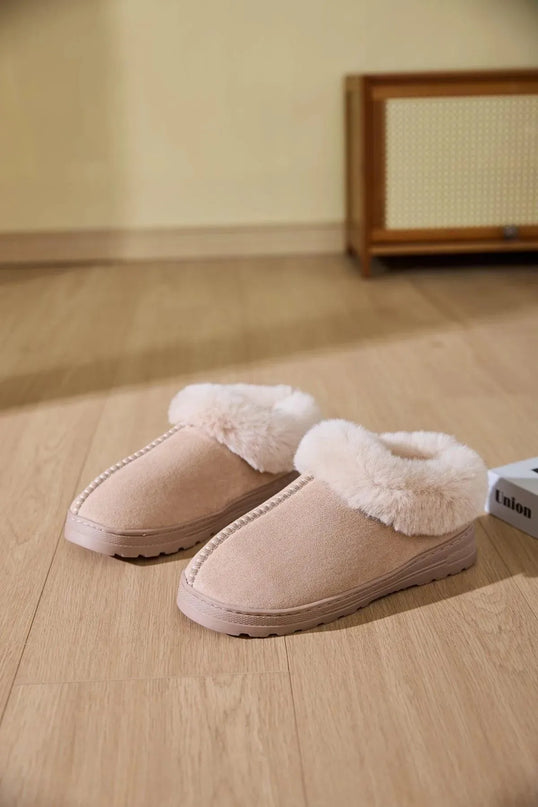 Cozy Faux Fur Platform Slippers with Round Toe