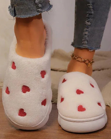 Zapatos planos con punta redonda y diseño de corazón encantador