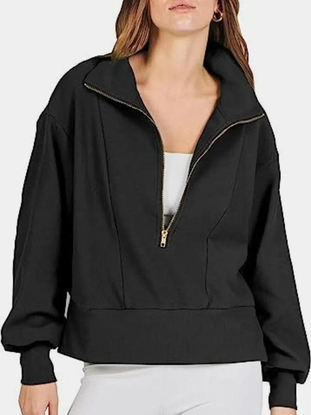 Sudadera con cuello y media cremallera para mayor comodidad y estilo