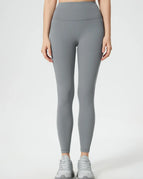 Gray / 4