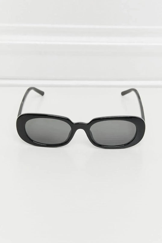 Oval Full Rim Sunglasses - ShopEasier