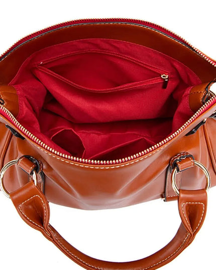 Bolso tote grande de piel sintética adornado con borlas