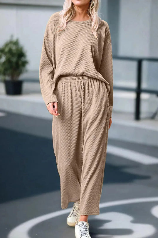 Casual Round Neck Top and Pants Ensemble